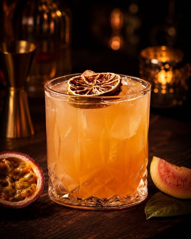 Lilikoi Sunset — signature cocktail at Surf Bar Waikiki